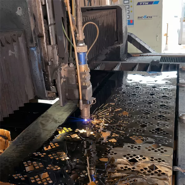 whats-behind-those-clean-lines-and-perfectly-cut-details-00.jpg whats-behind-those-clean-lines-and-perfectly-cut-details-00.jpg